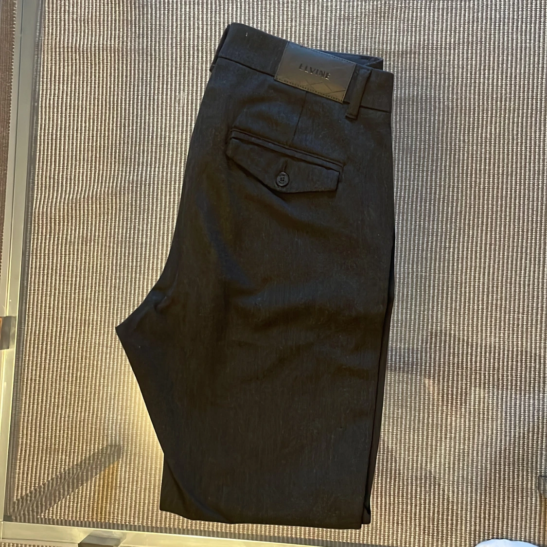 Oanvänd Elvine kostymbyxa slim-fit 