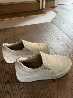 Skor - Beiga skor💗