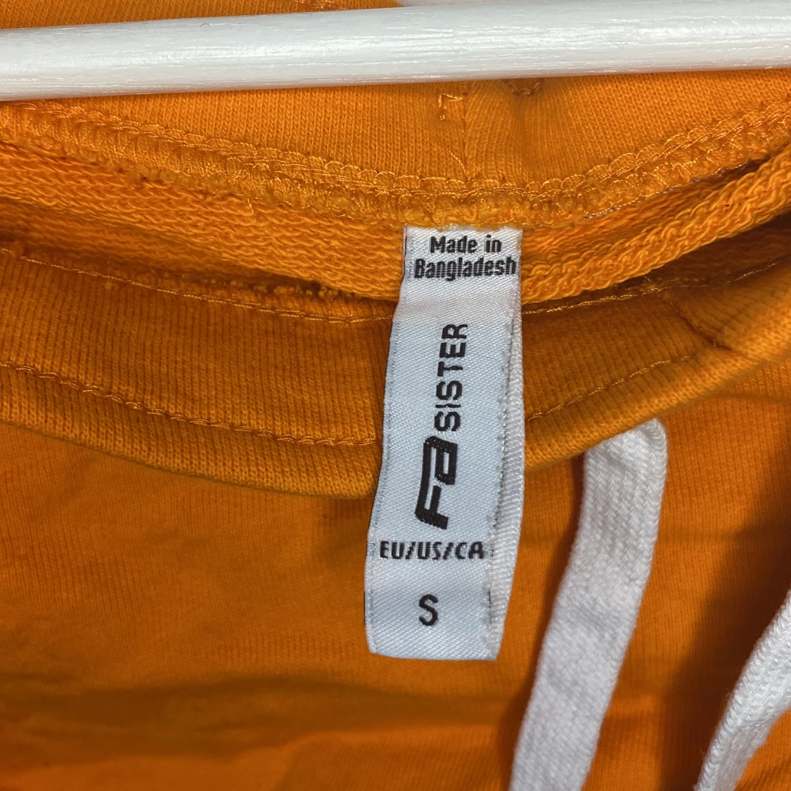 Oranga korta shorts! - 90