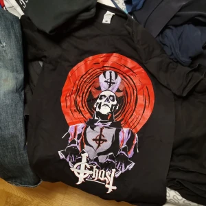 Ghost Band T-shirt - Använd en gång. Tvättad men ej strykt