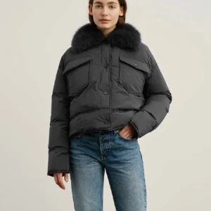 Meotine charlie down jacket - Dunjacka ifrån meotine storlek S/M Nypris 3800kr Använd 1 gång. 