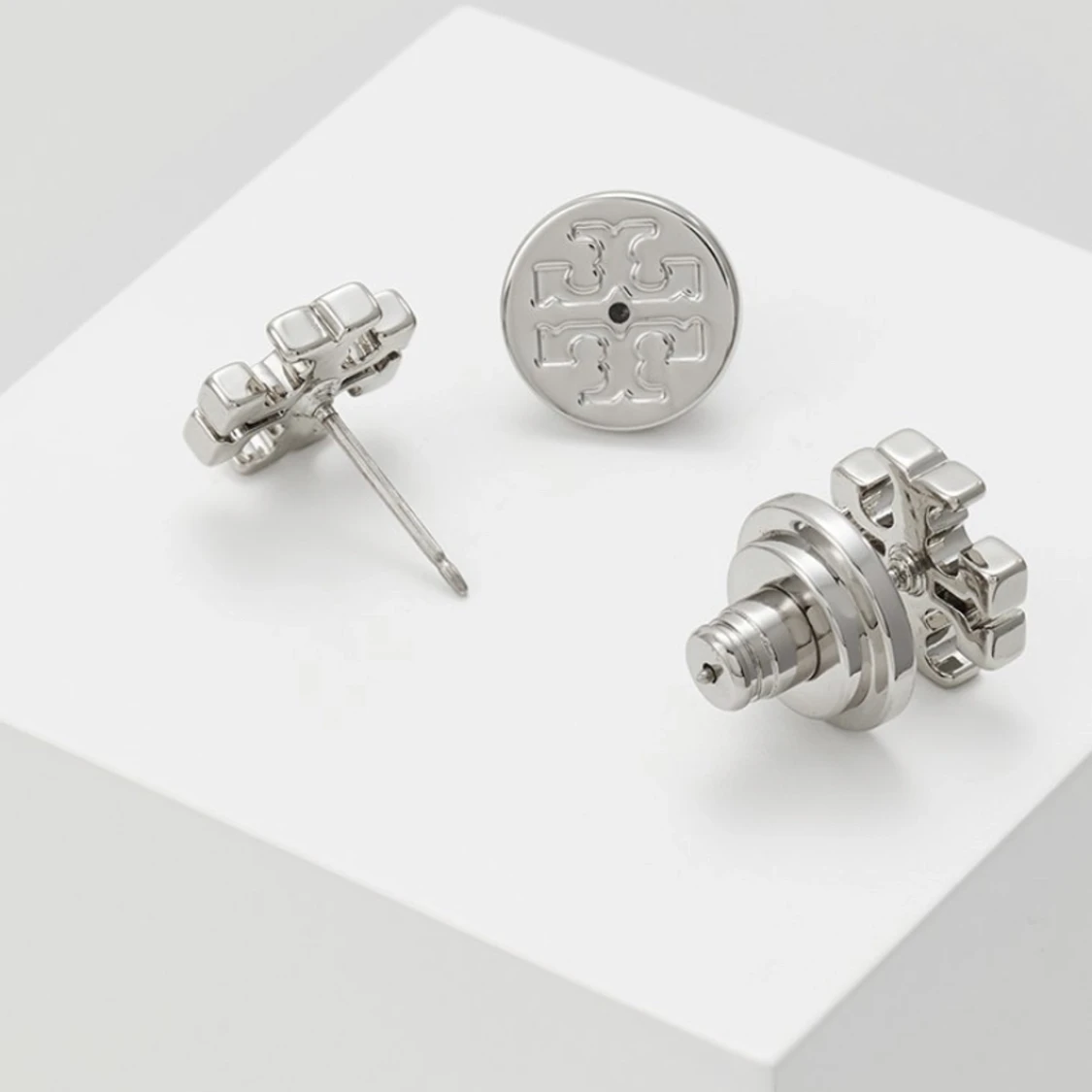 tory burch studs / örhängen  - 90