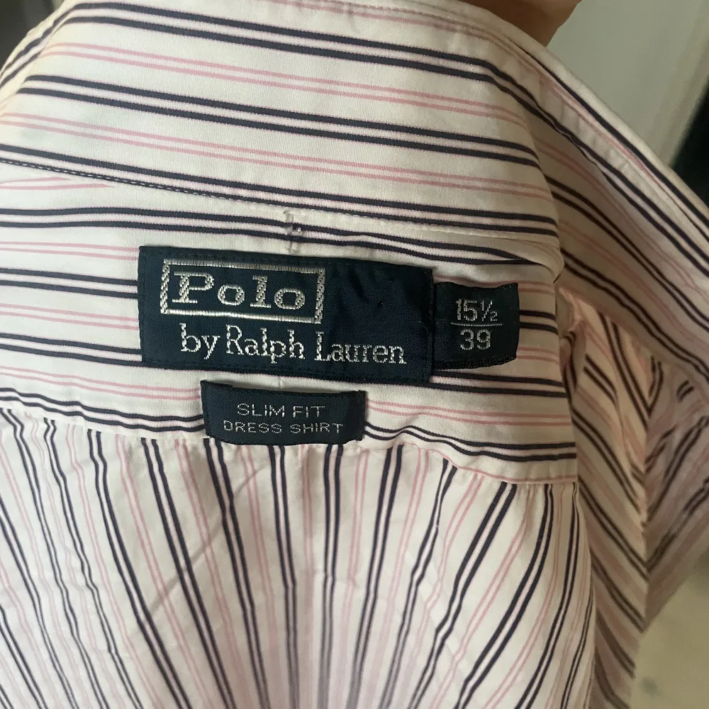 Söt randig skjorta från Raplh Lauren 🩷. Skjortor.