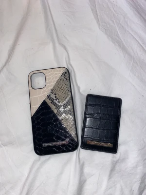 Mobilskal - Oanvänt skal och magnetisk plånbok, originalpris är sammanlagt ca 850kr, fick dem i julklapp men har bytt telefon💕 Man kan köpa bara ena för annat pris om man är intresserad 