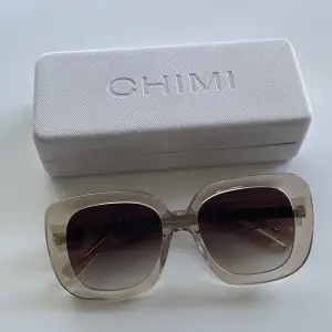 Tänkte sälja mina Chimi glasögon som inte säljs längre på deras hemsida!