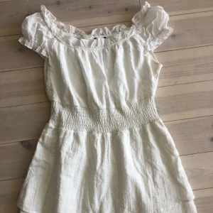 Sommarklänning - Supersöt sommarklänning!