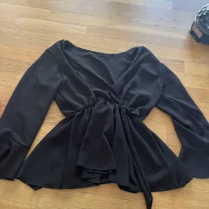 Blus  - Oanvänd blus 