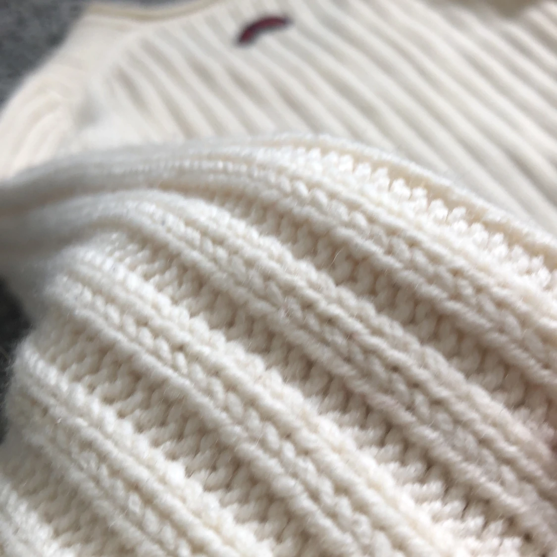 Stickad tröja  - 91