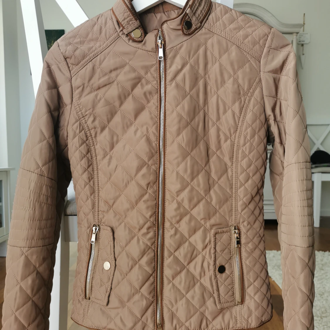 Fin vår/sommar jacka i nyskick