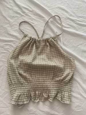 Söt topp - Fin topp från Gina skriv om intresserad 🧸🧸❤️