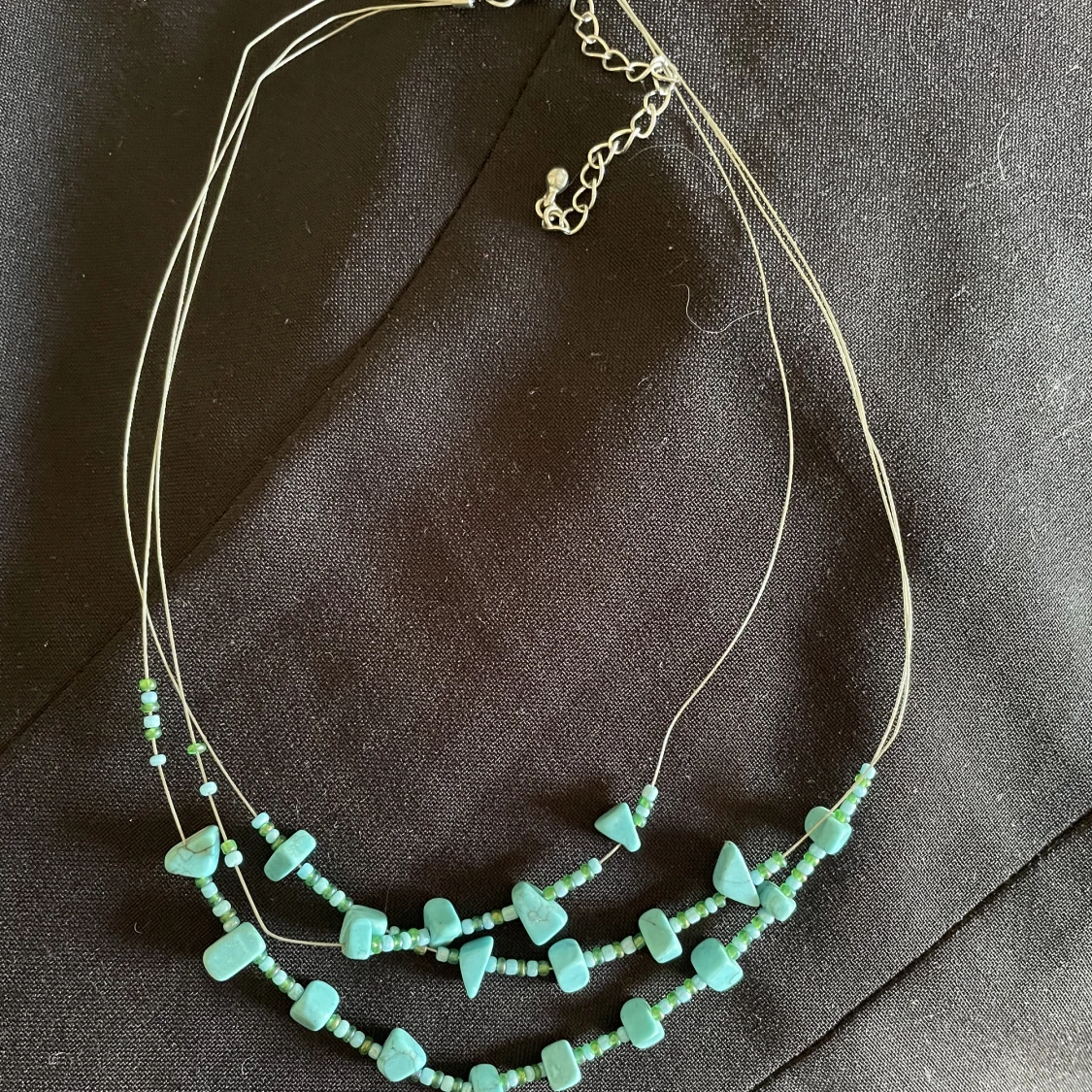 Halsband turkosa stenar  - 91