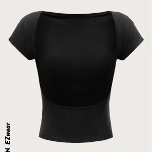 Rygglös topp - 😍