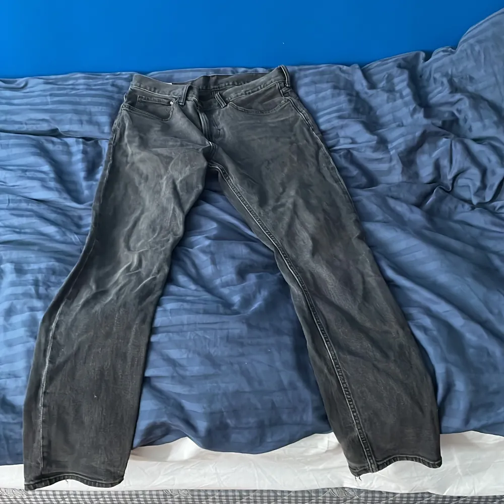 Jeans slim fit 33-34. Jeans & Byxor.