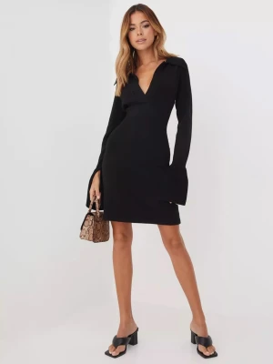 Adoore - superfin adooreklänning köpt i vintras, säljs inte längre, älskar den kommer inye till användning 💞