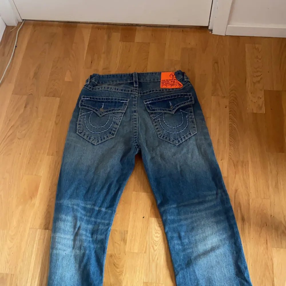 True Religion Jeans storlek 32. Jeans & Byxor.