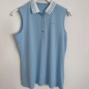 Topp/ Pike  - Ny med prislapp 