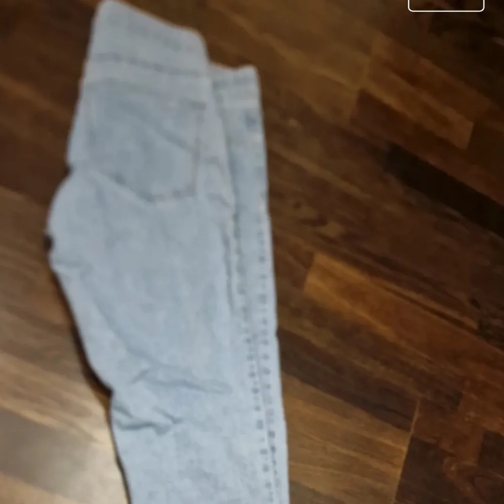 .Ljusblå skinny jeans, Skriv för mer info eller bilder 💕. Jeans & Byxor.