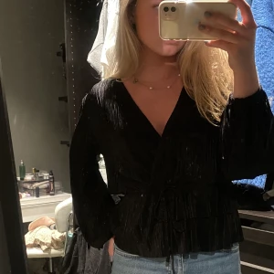 Zara blus  - Väldigt bra skick, alldrig använd💖