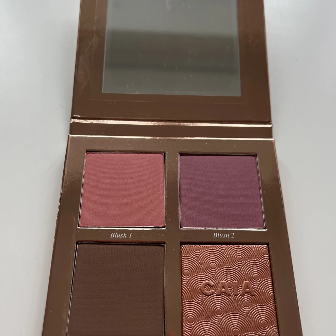 Caia face palette - 90