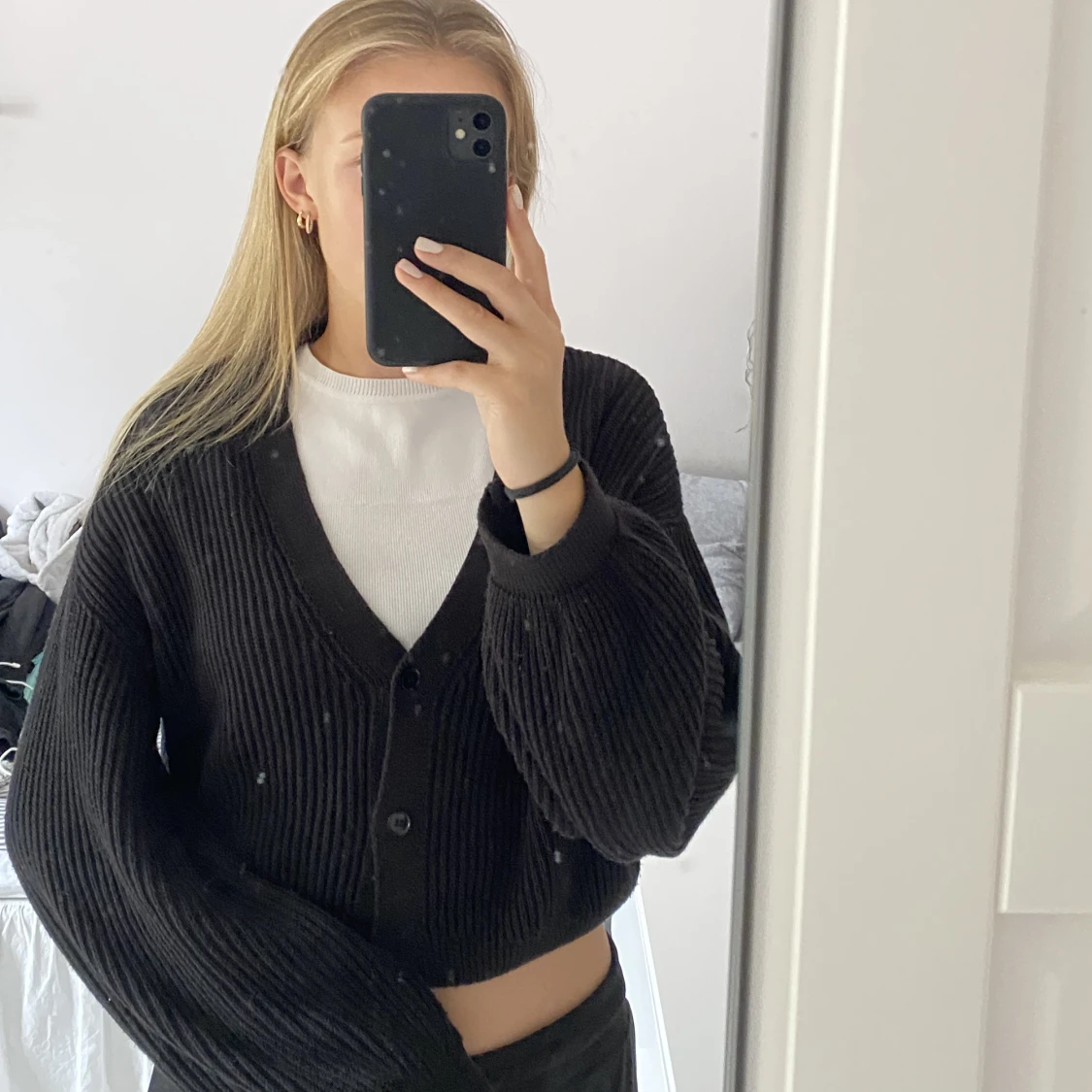Svart stickad kofta - 90