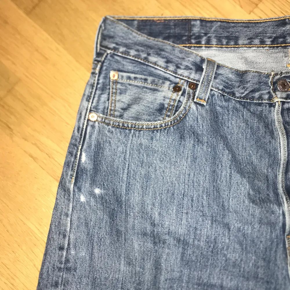 Baggy Levis jeans. Storlek 36 i midja men passar mindre storlekar åsså. Jeans & Byxor.