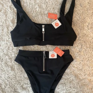 Bikini  - Bikini set från bikbok. Aldrig använt, lappar kvar. 