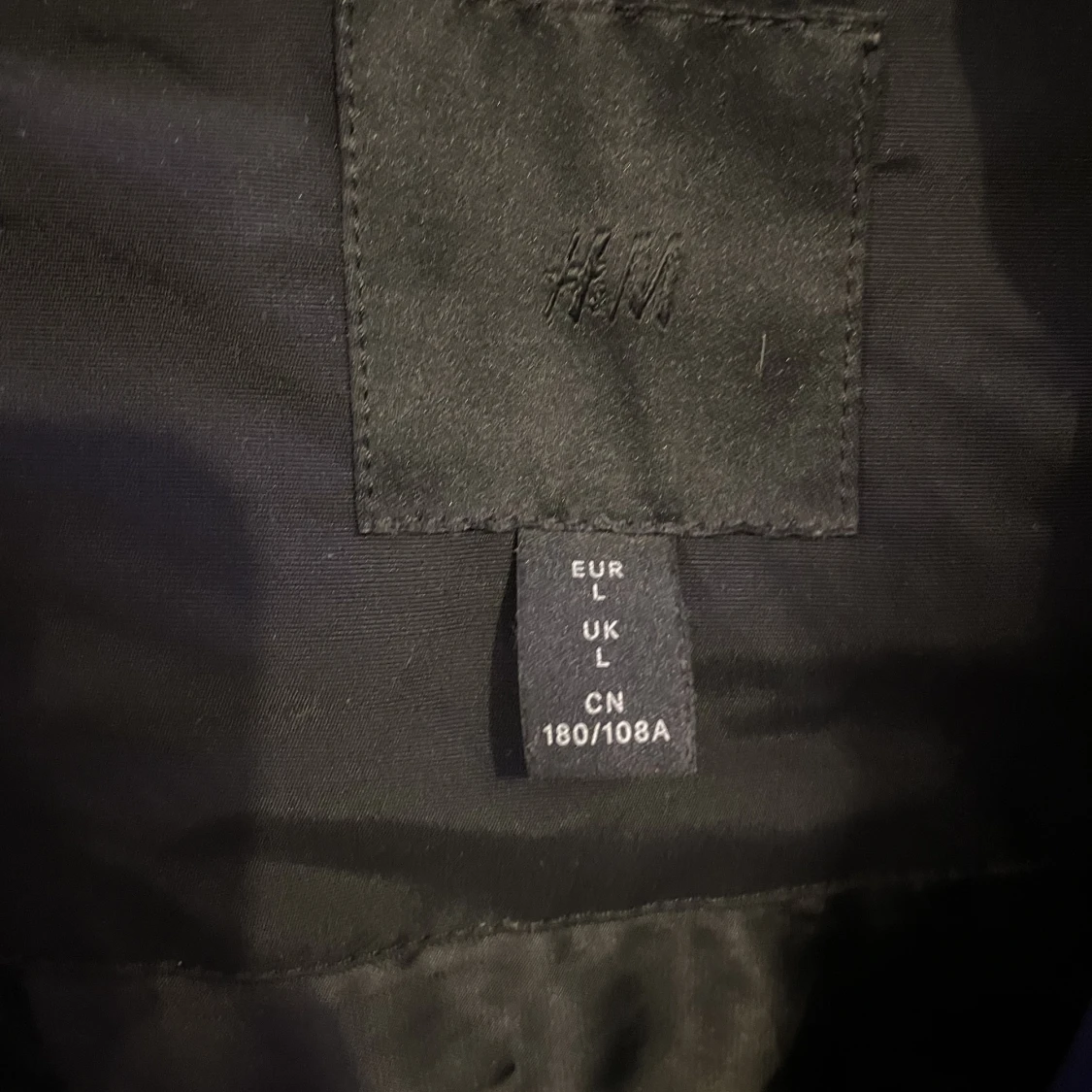 Jacka med pälsluva  - 90