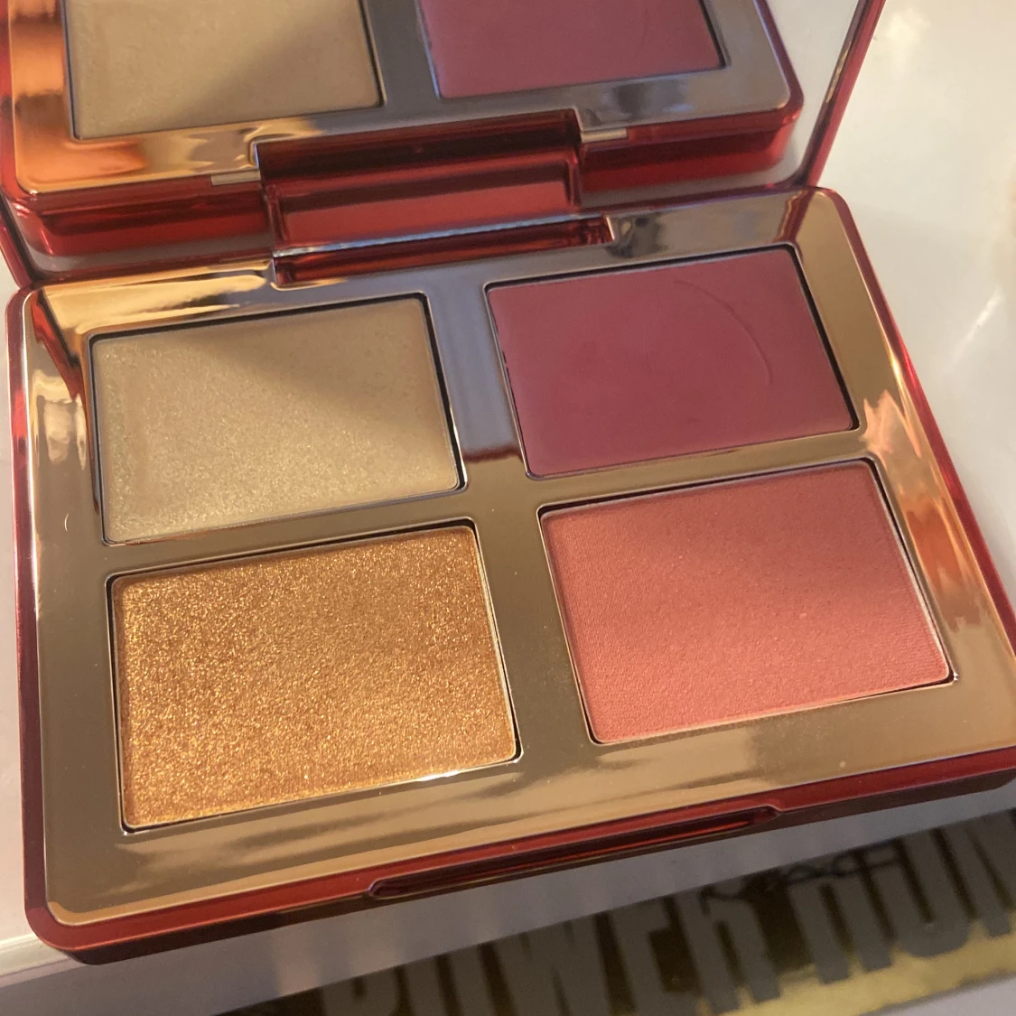 Jätte fin Kylie Jenner palett - 90