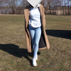 Kappa  - Säljer denna kappan ifrån Cubus. Använd i ett år och är i väldigt bra skick. Jackan är väldigt varm och skön. Skriv vid frågor om den.