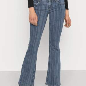 Super snygga bdg urban outfitter jeans! Använda en gång!