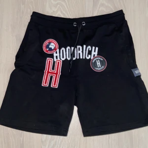 Hoodrich shorts - Mycket bra skick, storlek L, Nypris 500kr