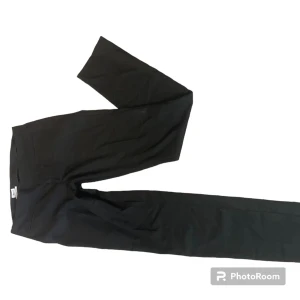 Lågmidjade kostymbyxor!🔥 - Superfina lågmidjade kostymbyxor från Filippa K som sitter otroligt på! Köpta på en loppis men inte kommit till användning. Superfina till nästan allt!🥰priset kan diskuteras! skriv för fler bilder eller frågor🔥