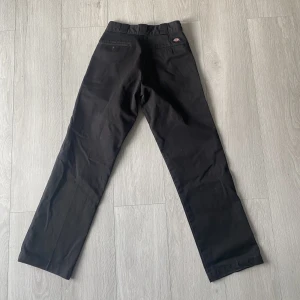 Dickies 874 byxor - Jättefina Dickies byxor i strl W30 L32 vilket motsvarar typ storlek S 💯8/10 skick