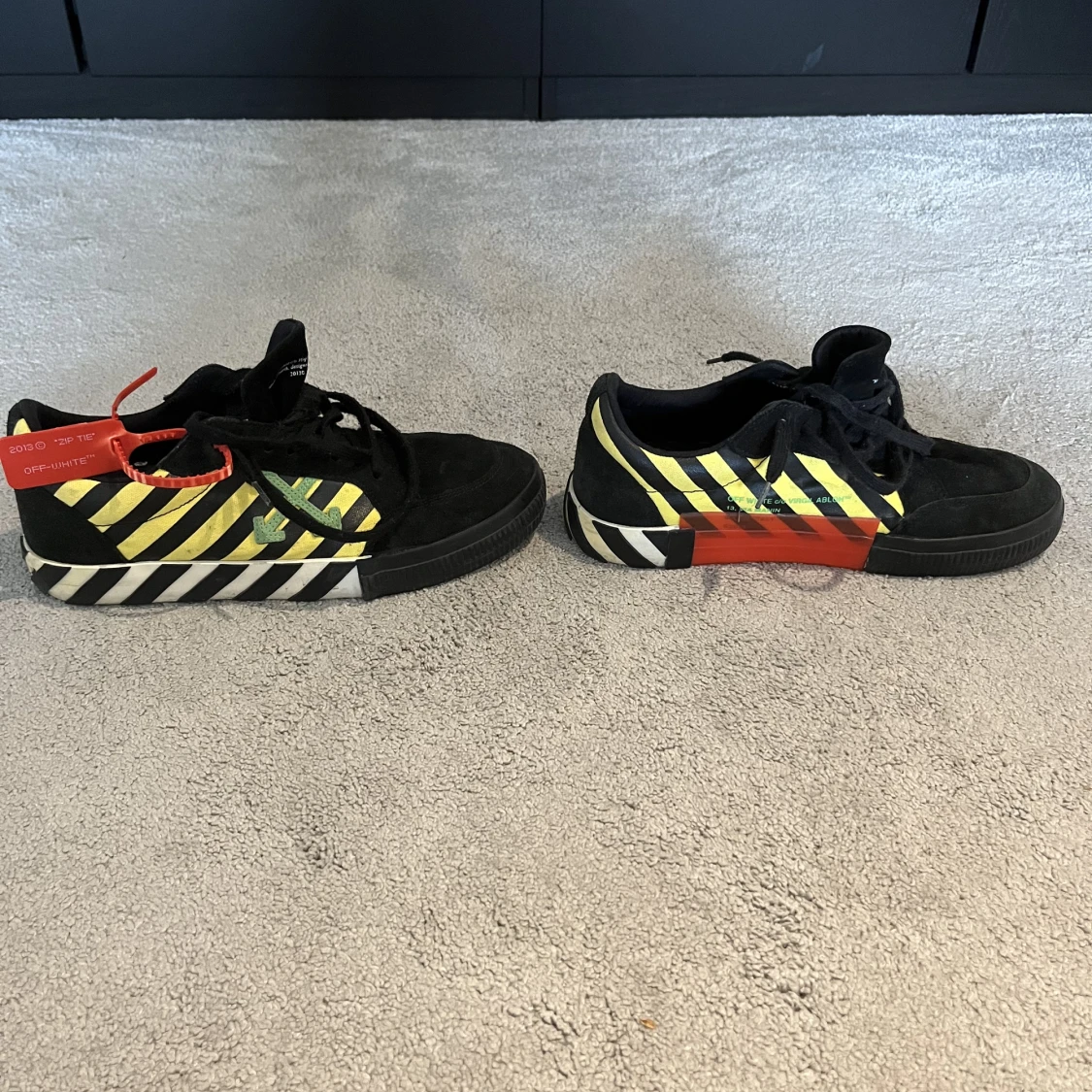 Off White sneakers - 90