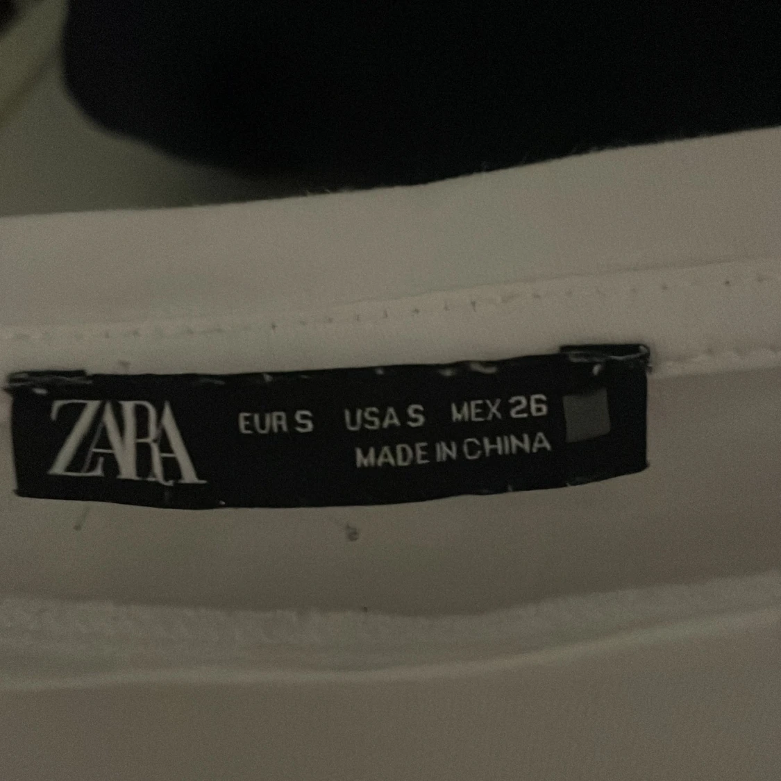Zara t-shirt - 90