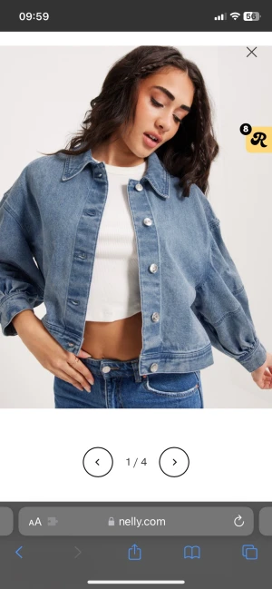 Jeansjacka från Only - Supersnygg jacka från Only med ballongärmar.  Storlek Xs men passar även S Aldrig använd