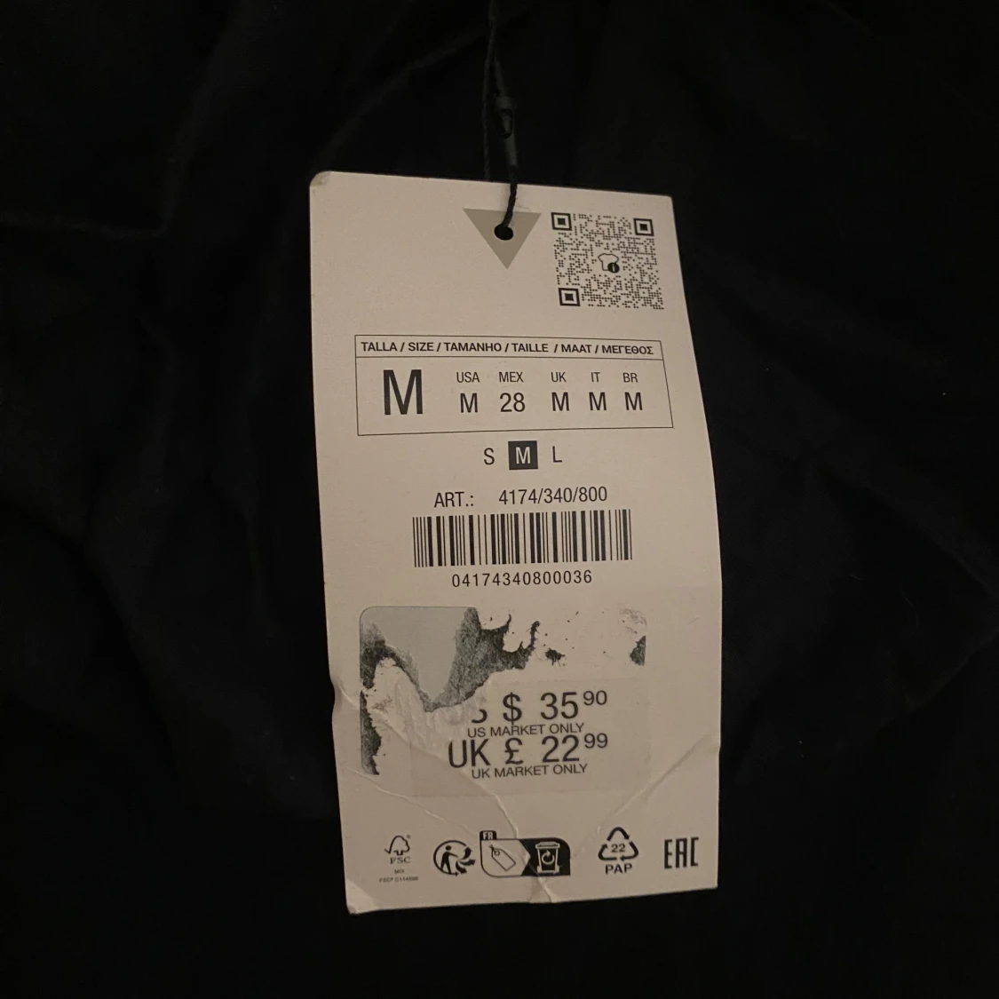 Svart off shoulder klänning - 1