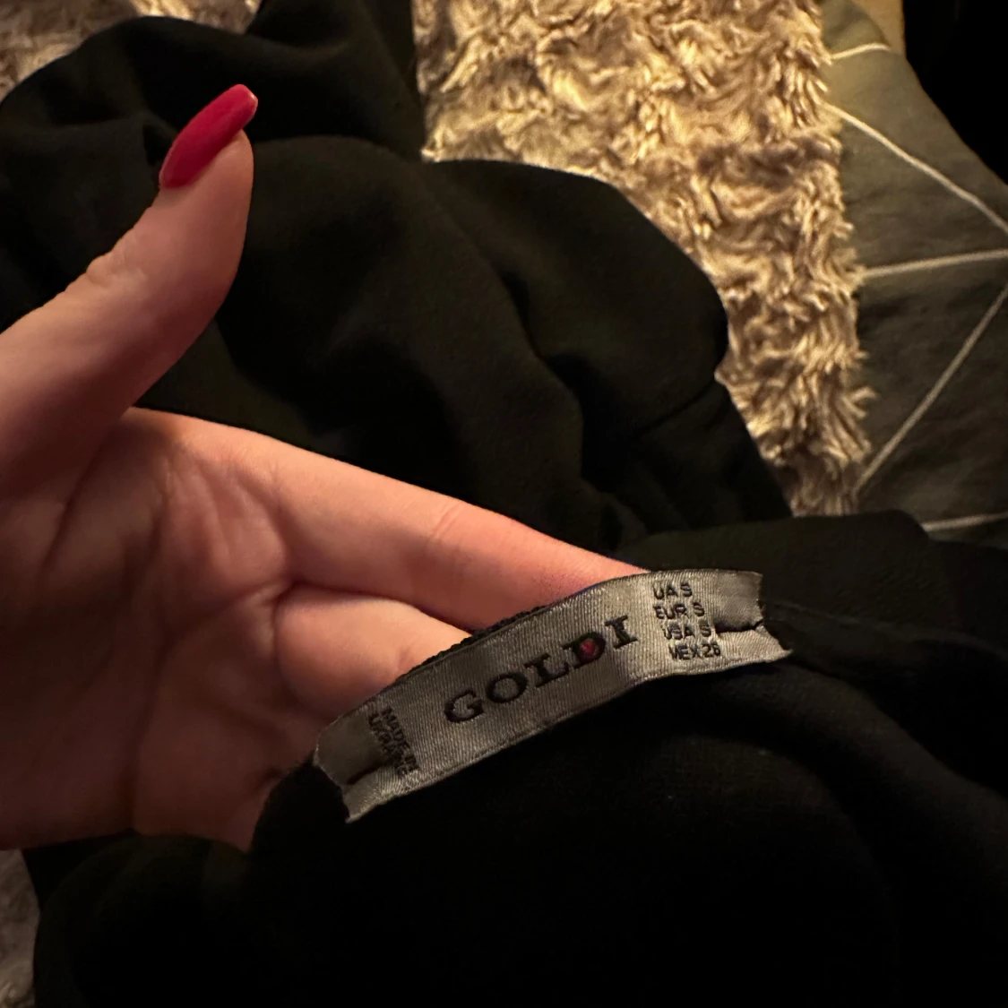 Svart klänning från GOLDI.  - 2