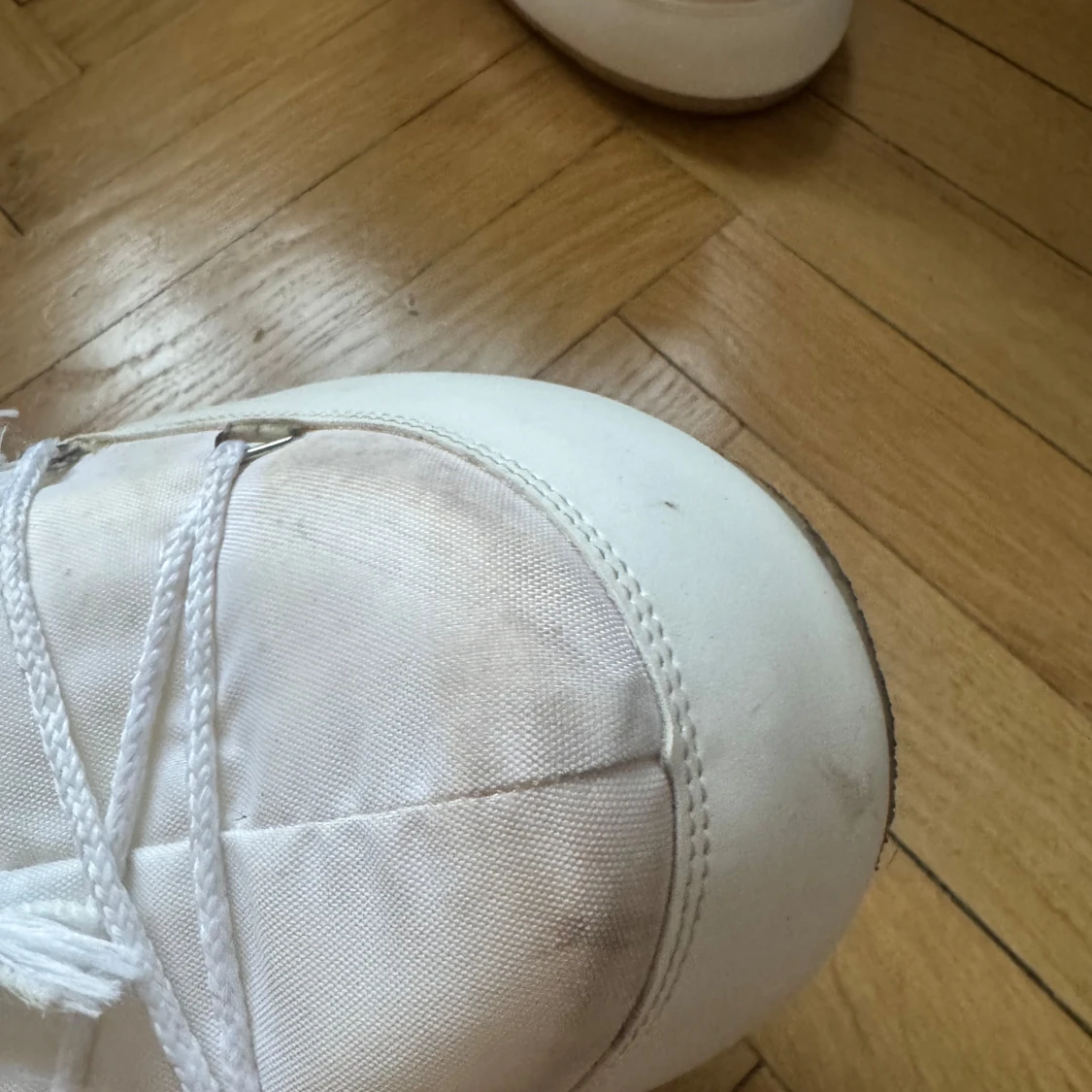 Vita Moon Boots med snörning - 2