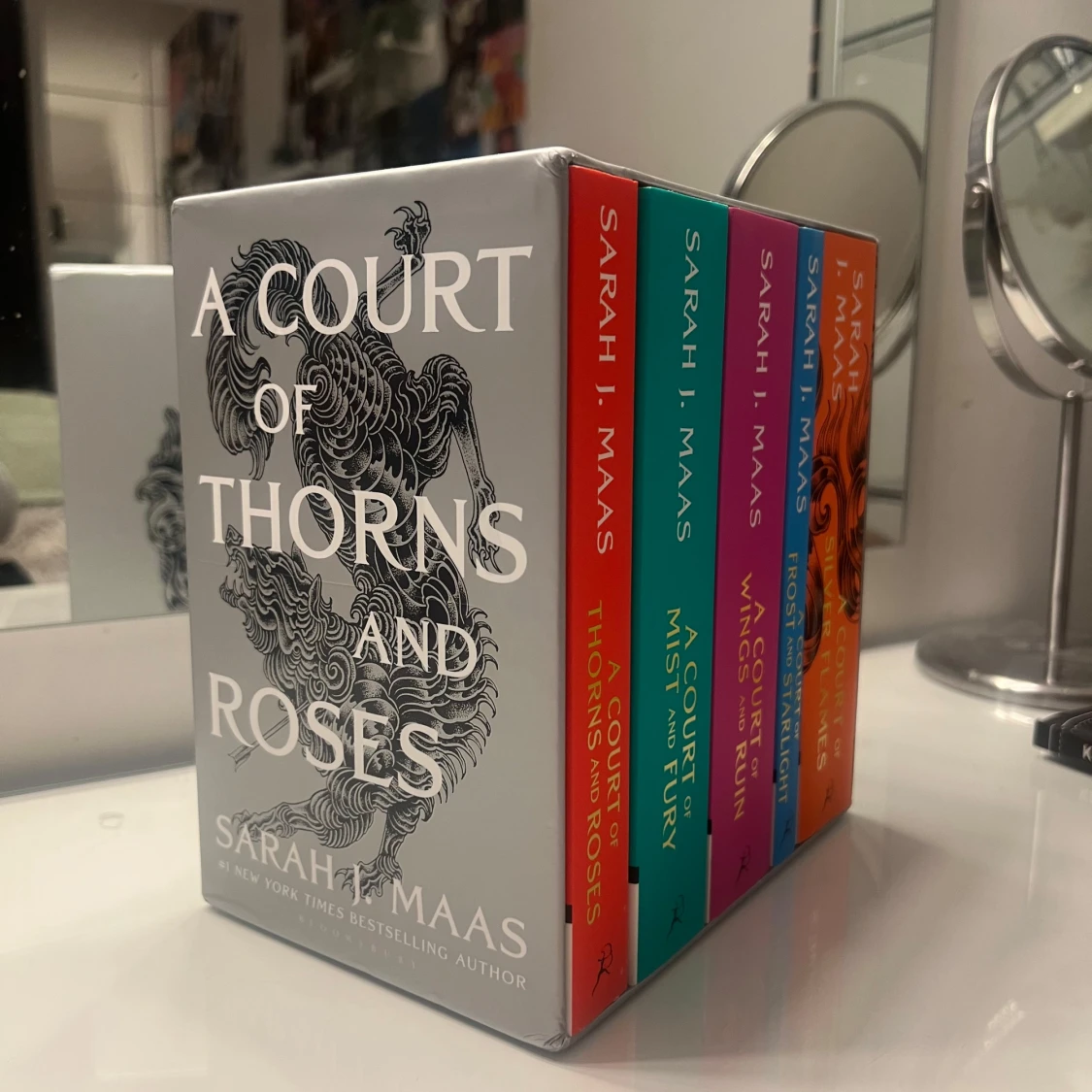 A Court of Thorns and Roses Box Set
