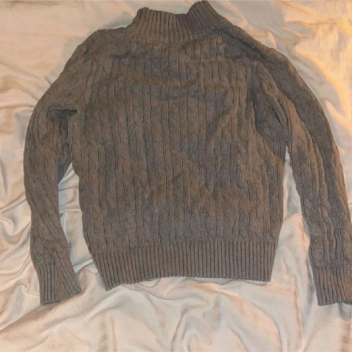 Grå stickad tröja från Polo Ralph Lauren - 90