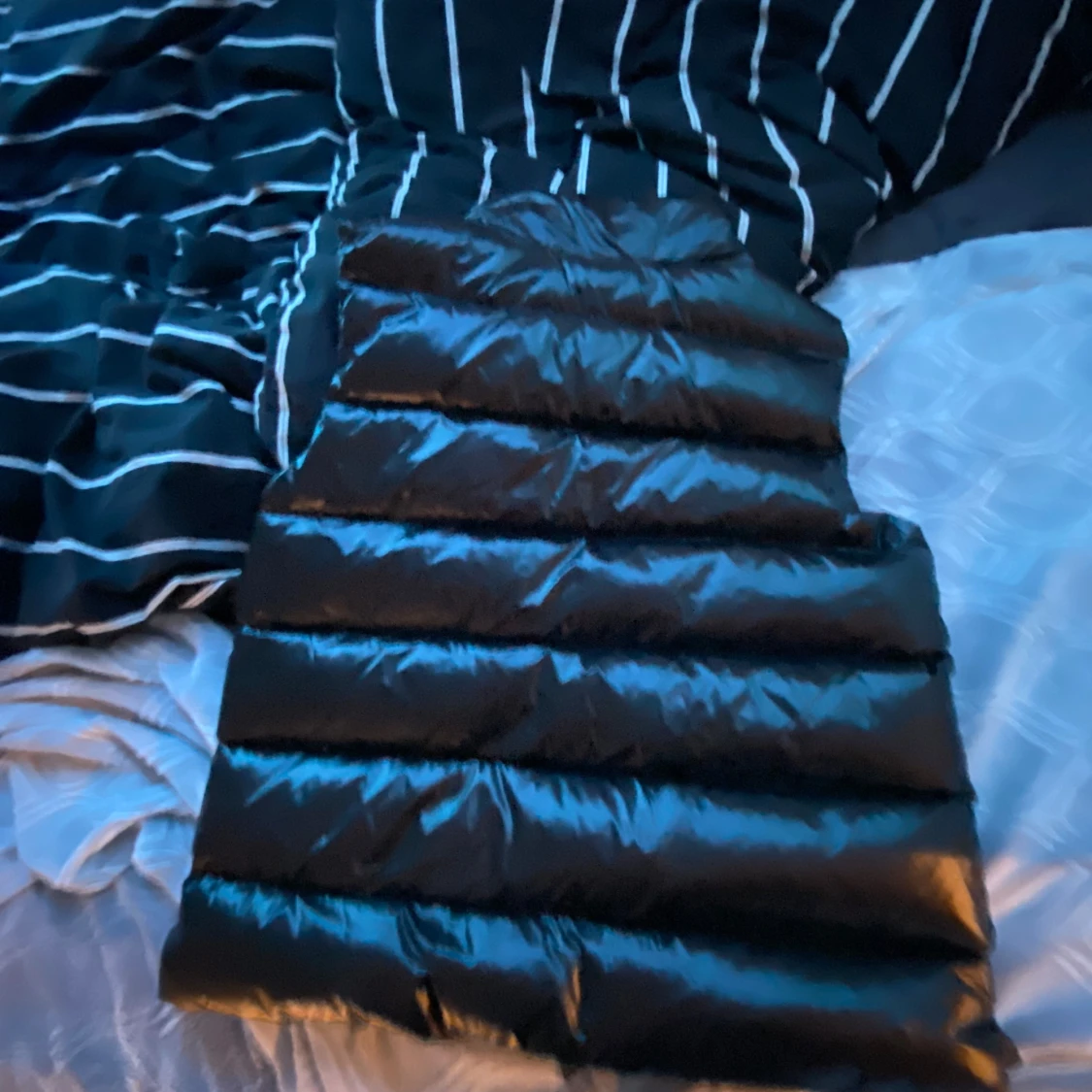 Svart dunväst från Moncler - 90