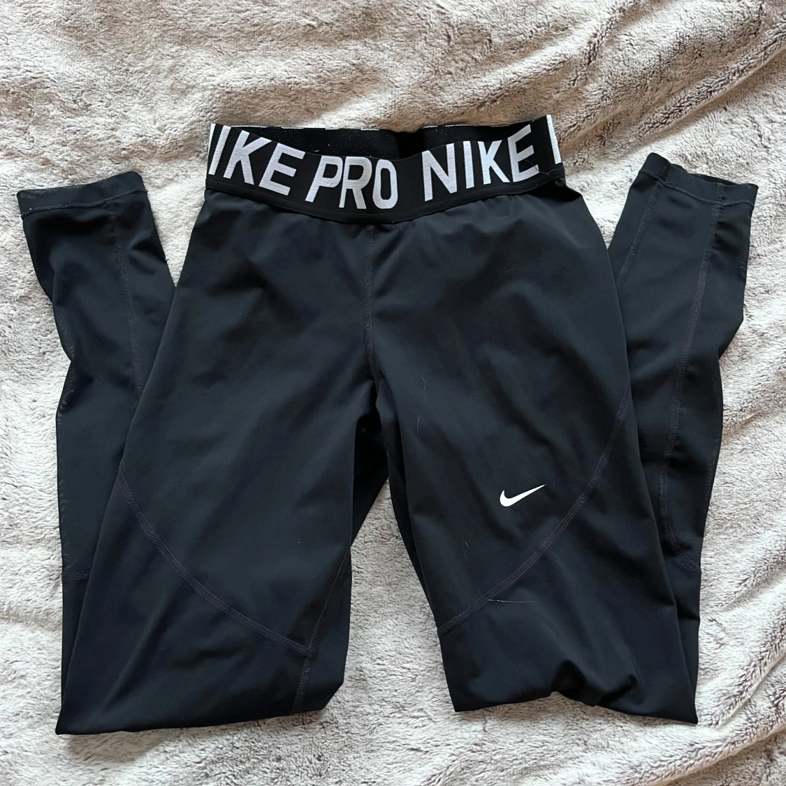 Svarta träningsleggings från Nike