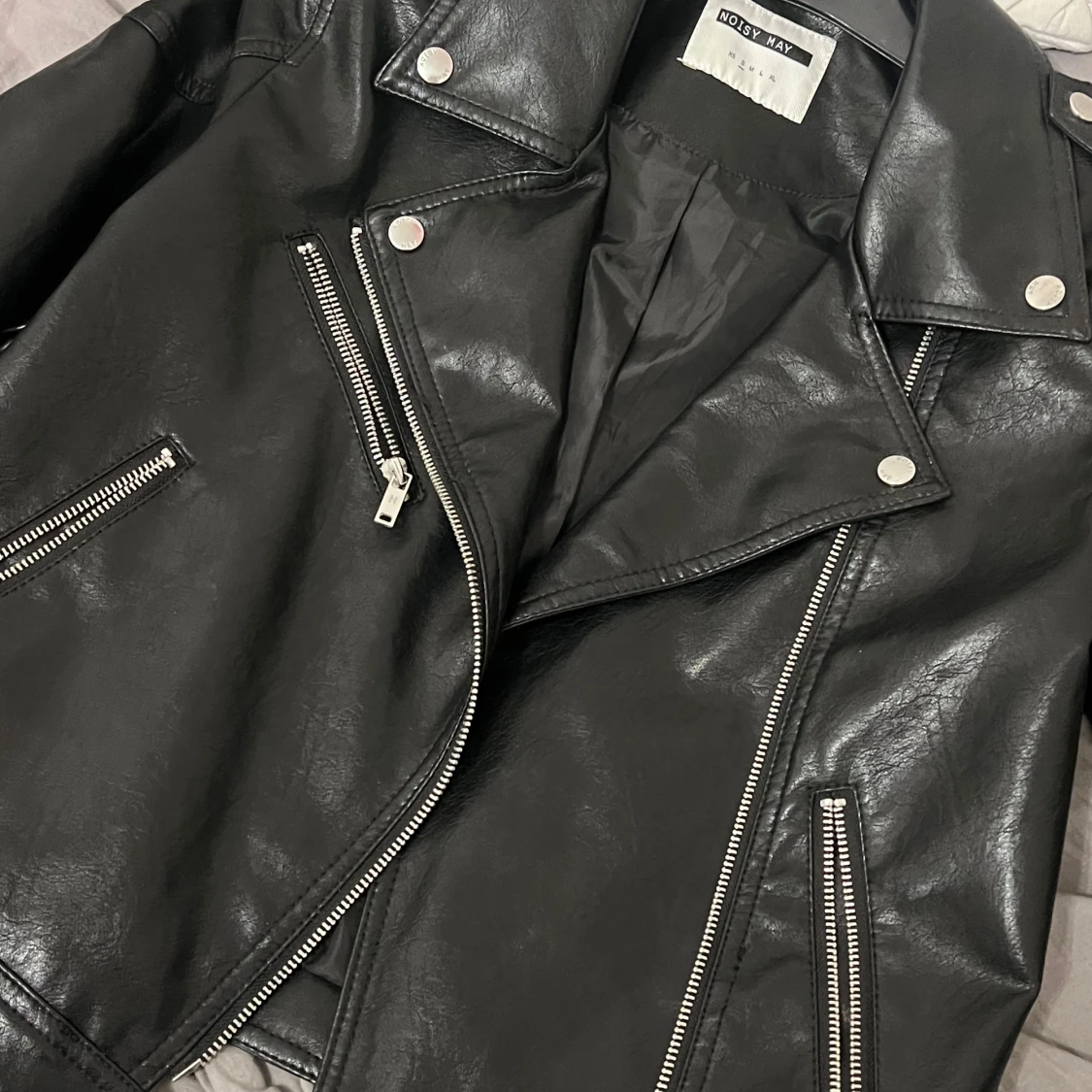 Svart skinnjacka från Vero moda  - 2