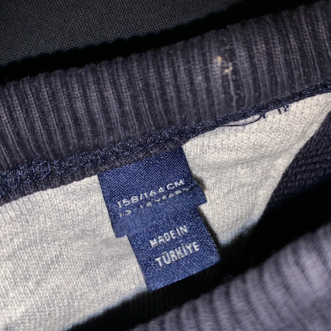 Mörkblå sweatshirt från GANT - 2