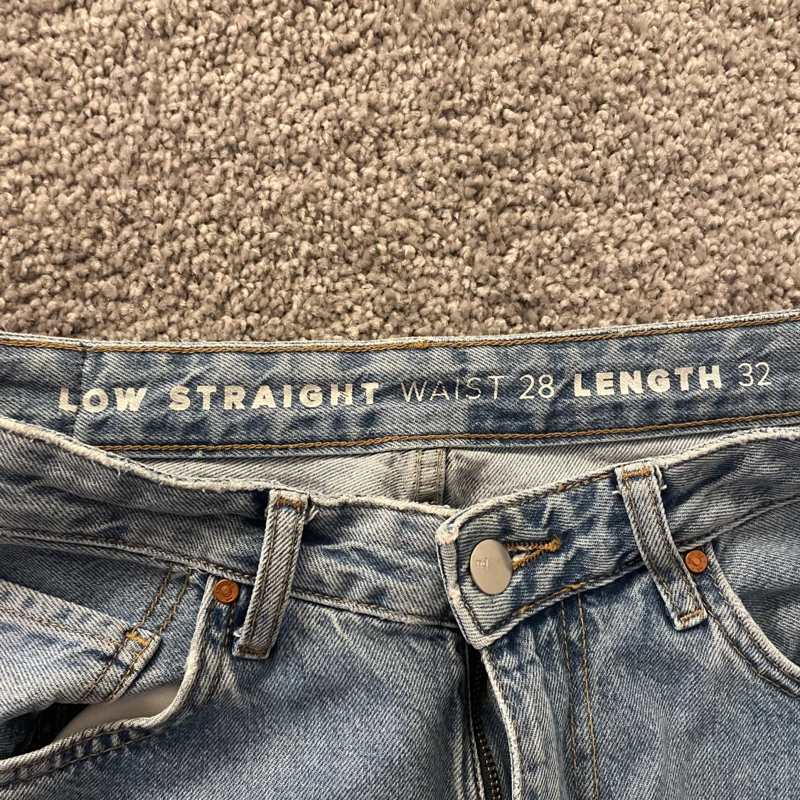 Blå jeans med låg midja - 3