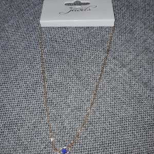 Halsband - Ett super fint nytt halsband som är köpt i Grekland. 