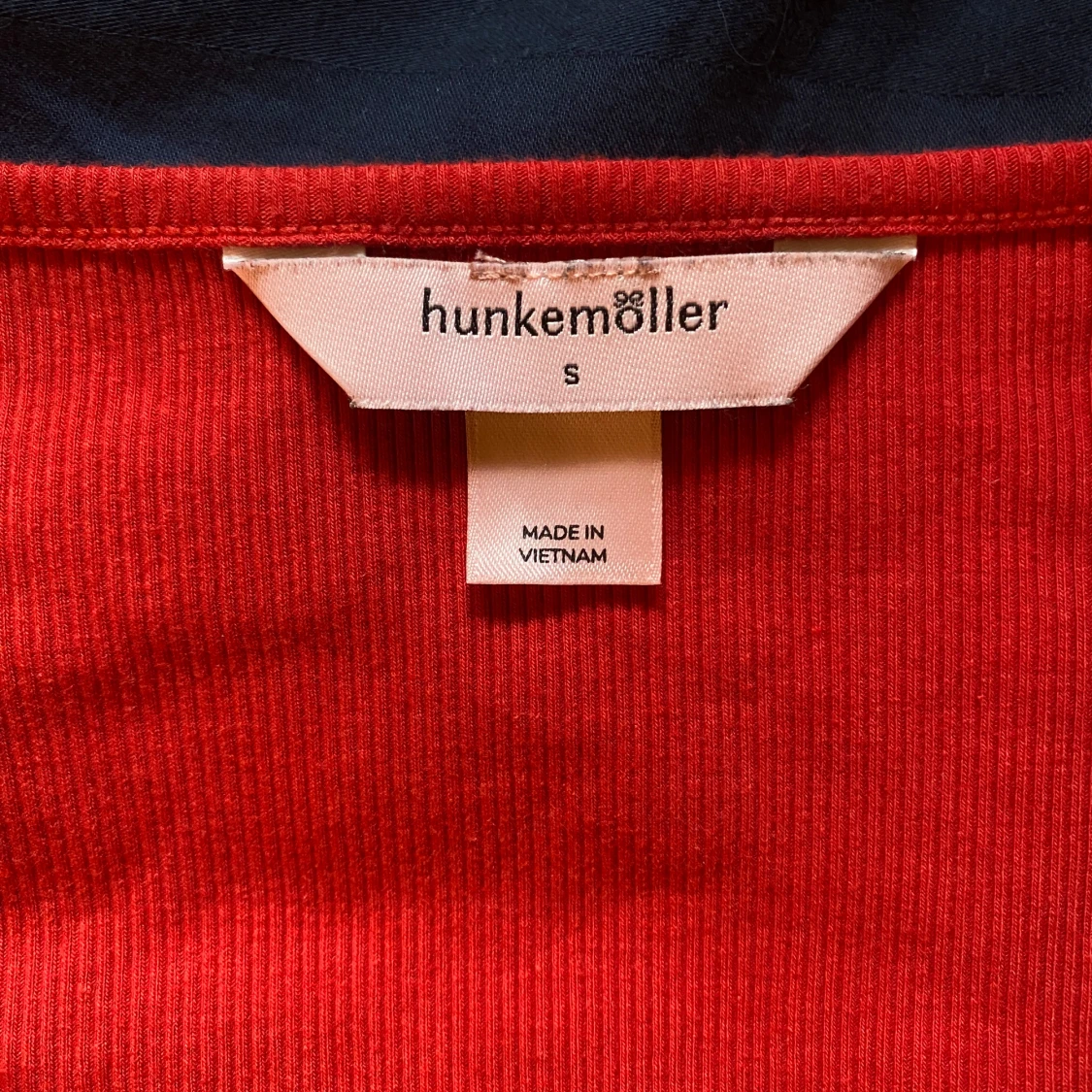 Röd ribbad tröja från Hunkemöller - 2