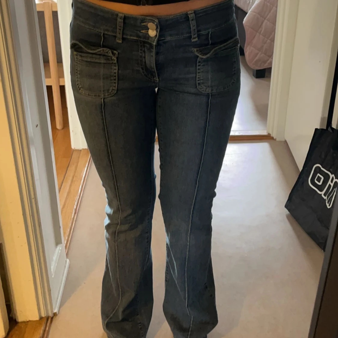 Blå bootcut jeans - 2