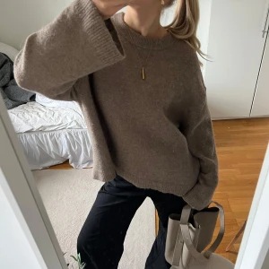 Beige stickad tröja - Super fin brun/beige stickad tröja 